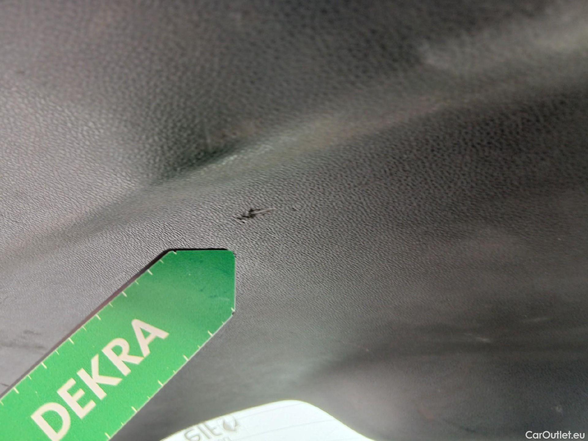  Renault  Kadjar RENAULT  5p 1G berlina con portón Tech Road Energy dCi 96kW (130CV) 4x4 #6