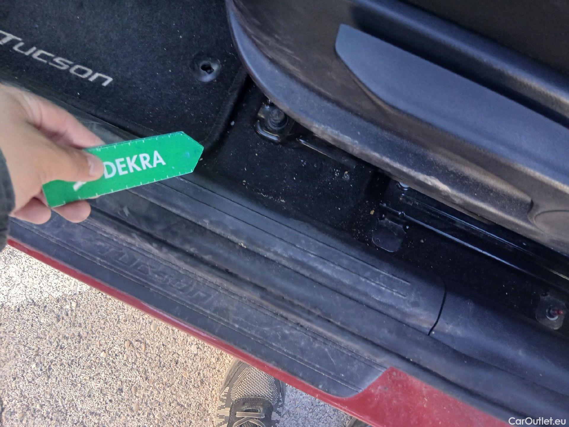  Hyundai  Tucson HYUNDAI  / 2020 / 5P / todoterreno 1.6 TGDI PHEV 195kW Tecno Sky Auto 4x4 #2