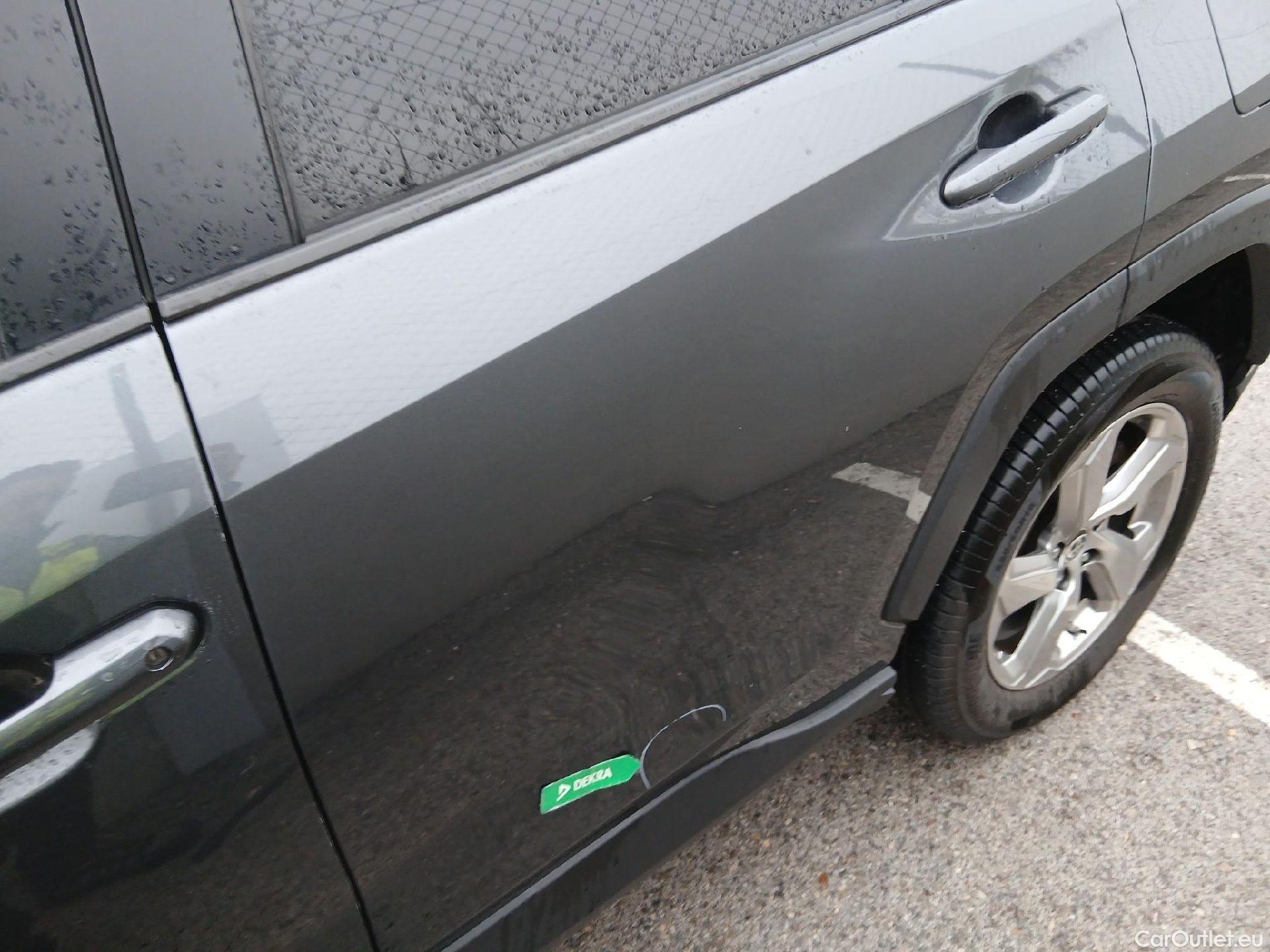  Toyota  RAV4 TOYOTA  / 2018 / 5P / todoterreno 2.5l 220H Advance #21