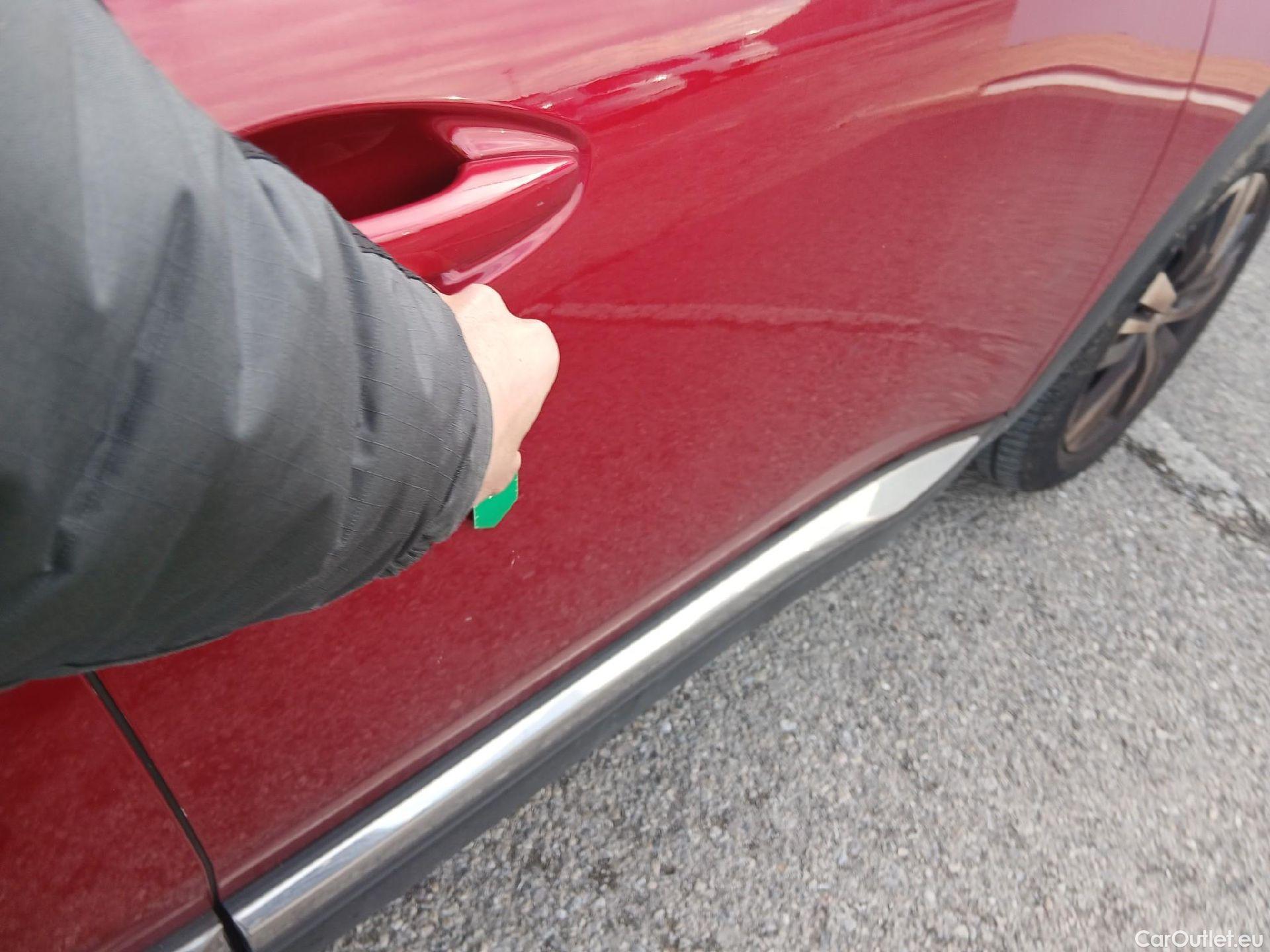  Peugeot  3008 PEUGEOT  / 2020 / 5P / todoterreno 1.5 BlueHDi 96kW S&S Allure Pack EAT8 #20