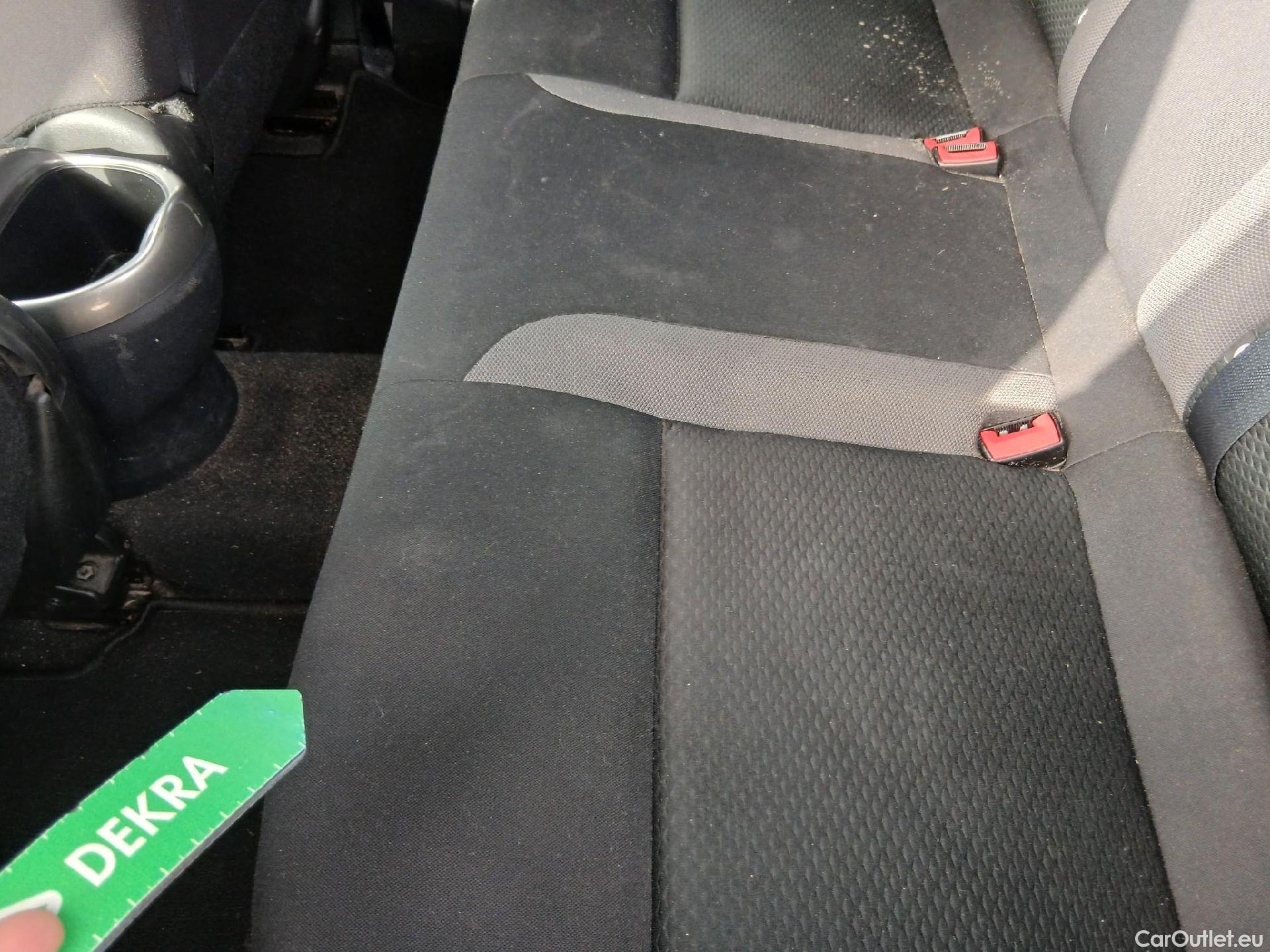  Nissan  Juke NISSAN  / 2014 / 5P / crossover G.E6D-Temp 83kW (112 CV) 5M/T ACENTA (CX) #16