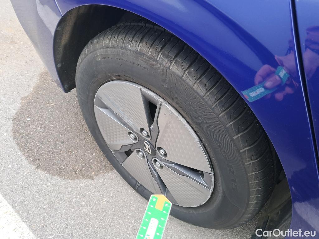  Hyundai   Ioniq HYUNDAI / 2019 / 5P / berlina con portón 1.6 GDI HEV Klass DT #21