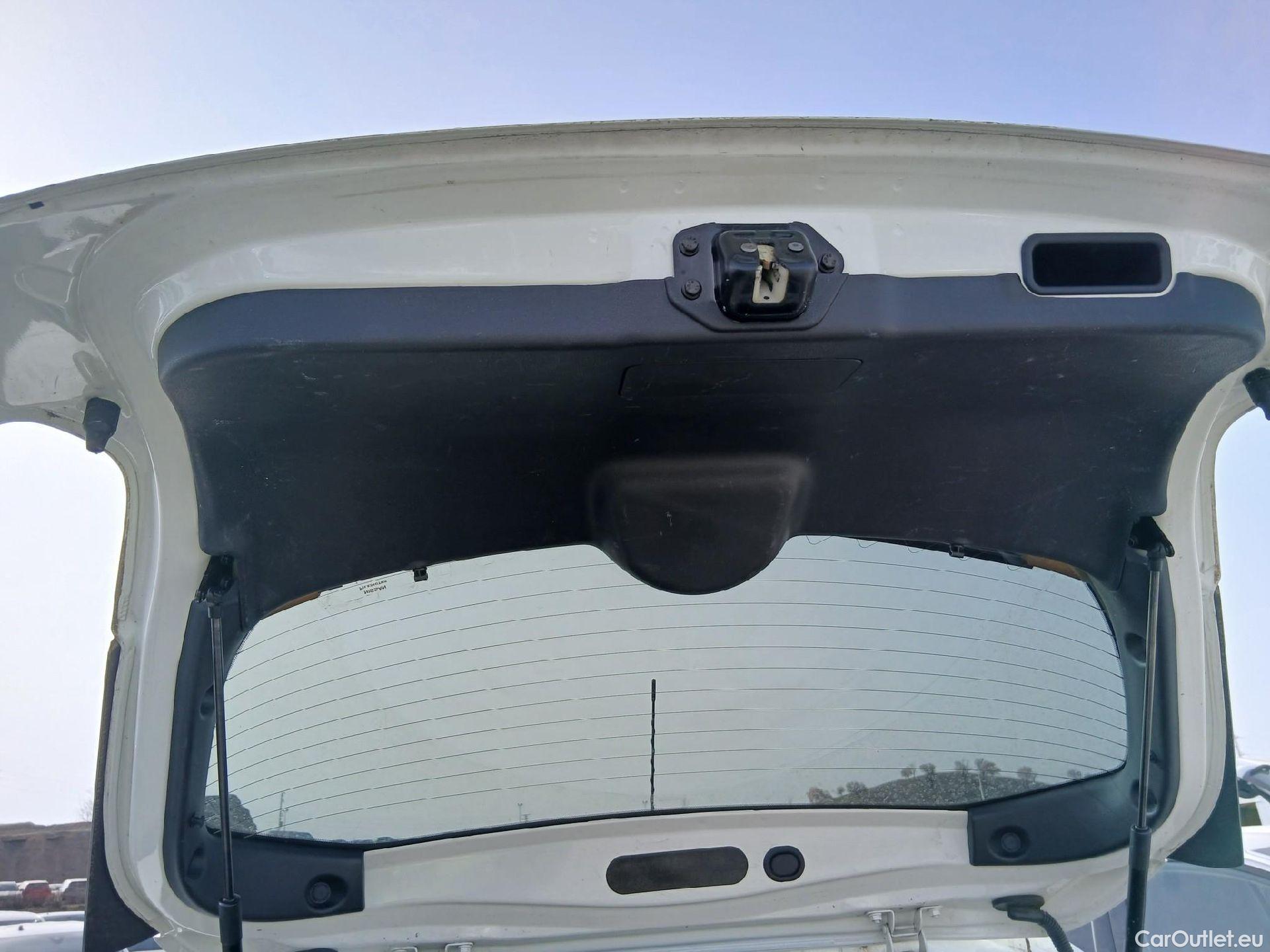  Nissan  Juke NISSAN  / 2014 / 5P / crossover G.E6D-Temp 83kW (112 CV) 5M/T ACENTA (CX) #25