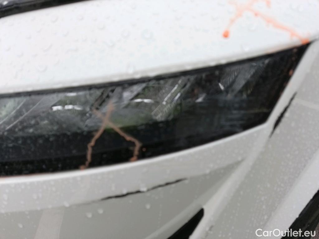  Nissan  Qashqai NISSAN  / 2021 / 5P / todoterreno DIG-T 116kW (158CV) mHEV Xtronic Acenta (AC2) #4