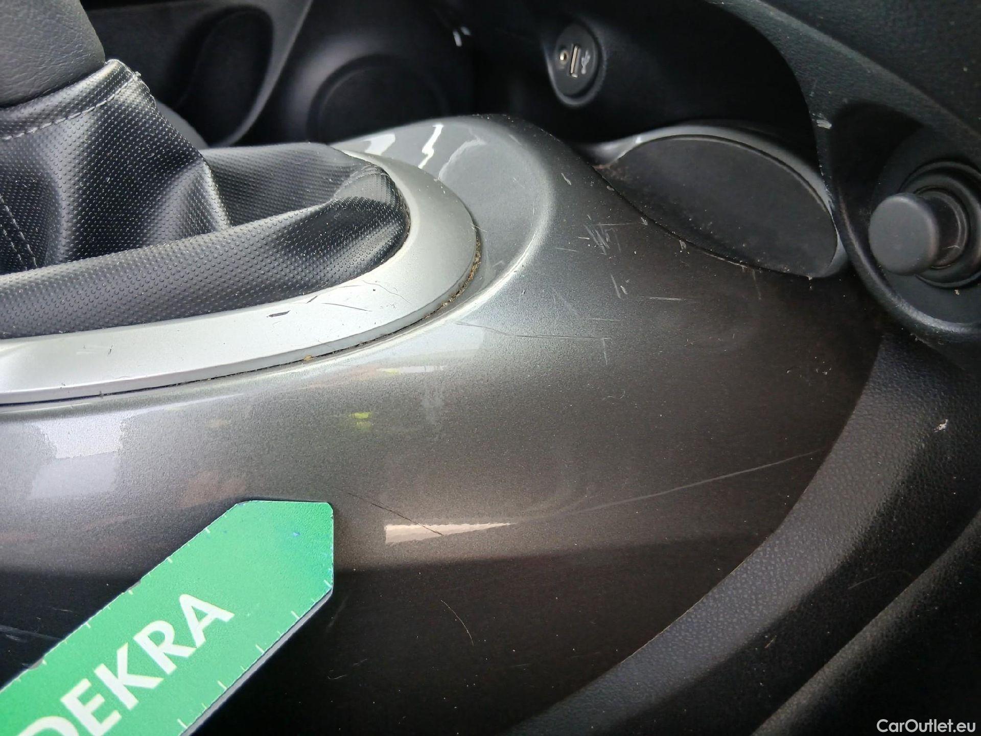  Nissan  Juke NISSAN  / 2014 / 5P / crossover G.E6D-Temp 83kW (112 CV) 5M/T ACENTA (CX) #47