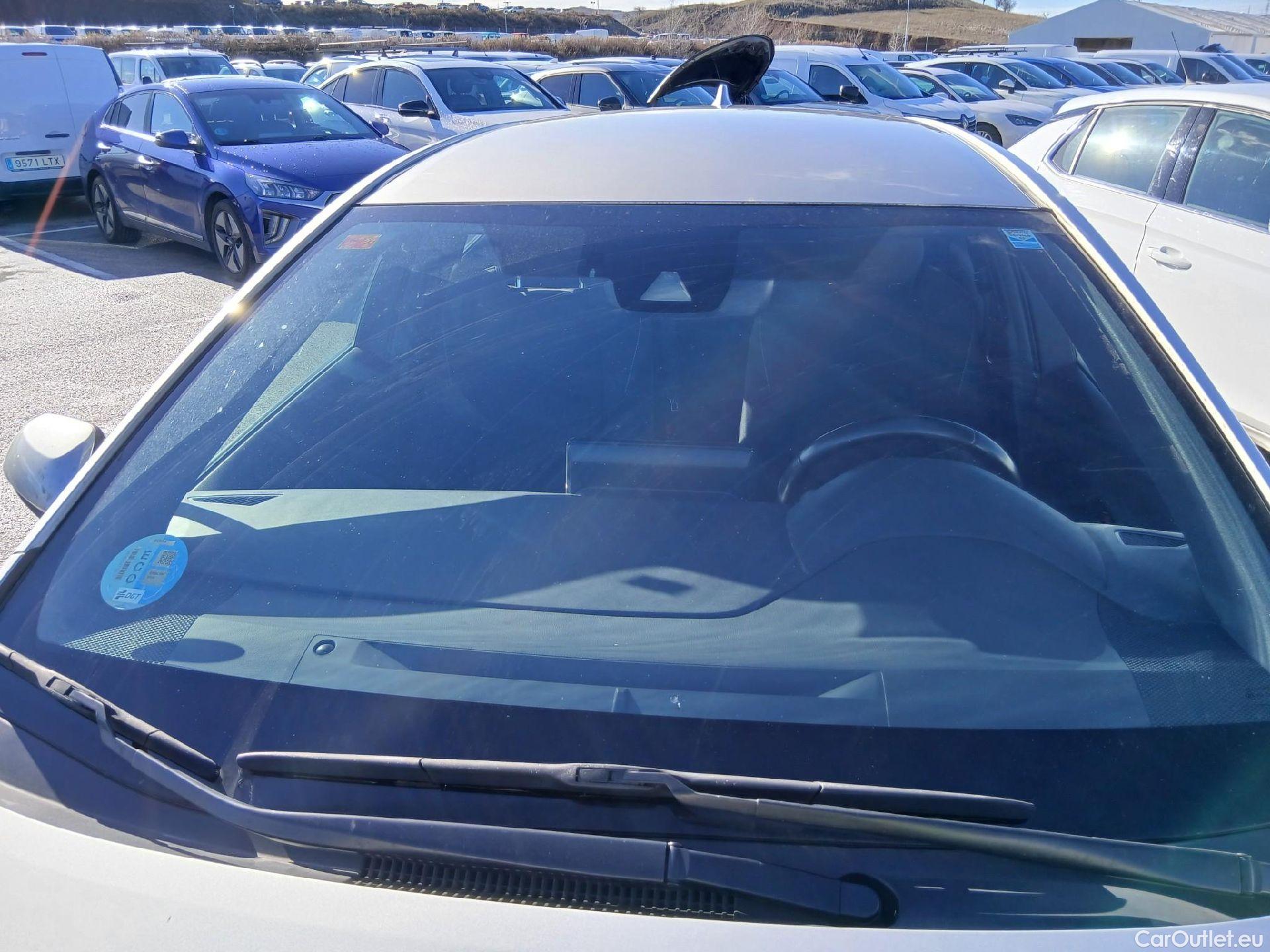  Toyota  Corolla TOYOTA  1.8 125H ACTIVE TECH E-CVT #1