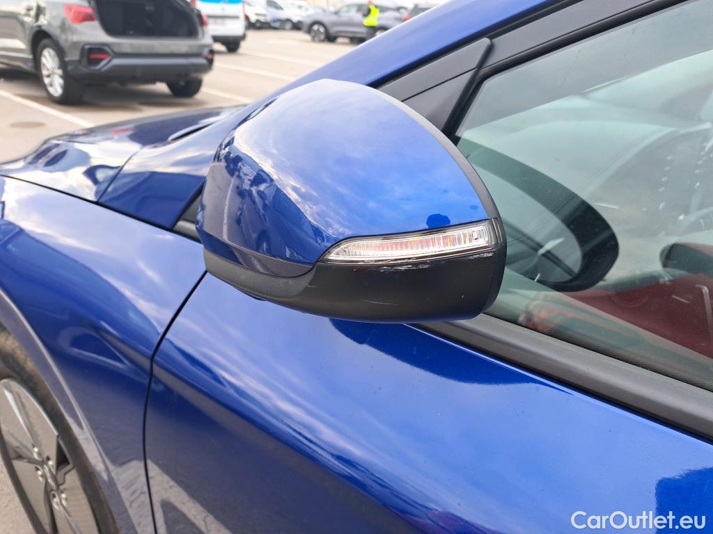  Hyundai   Ioniq HYUNDAI / 2019 / 5P / berlina con portón 1.6 GDI HEV Klass DT #30