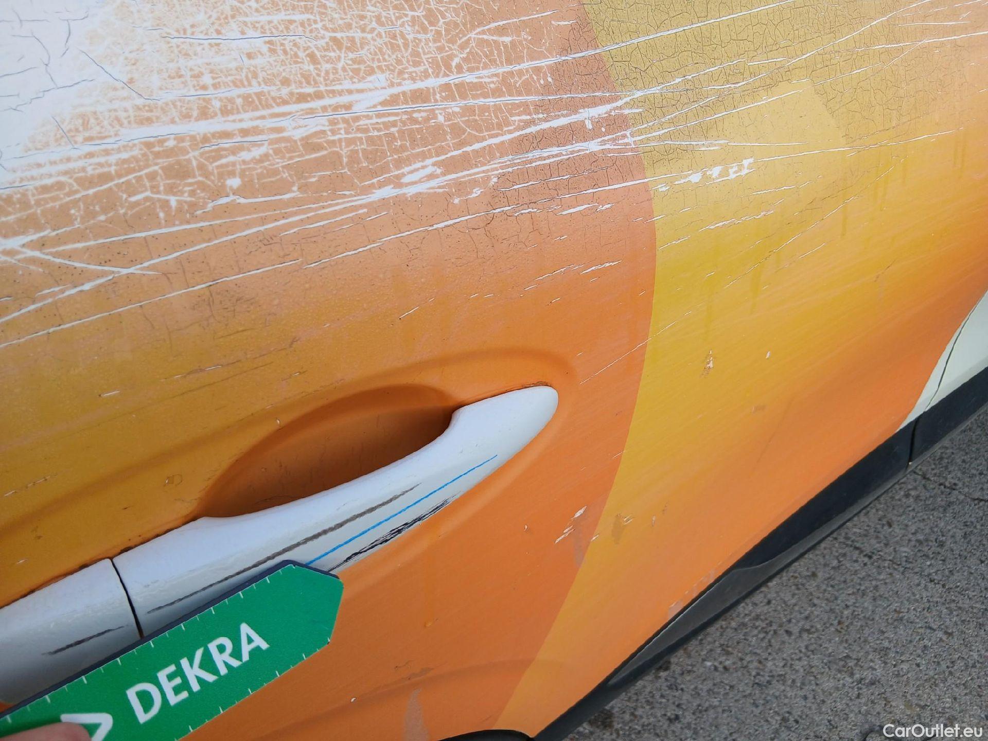  Renault  Kadjar RENAULT  5p 1G berlina con portón Tech Road Energy dCi 96kW (130CV) 4x4 #22