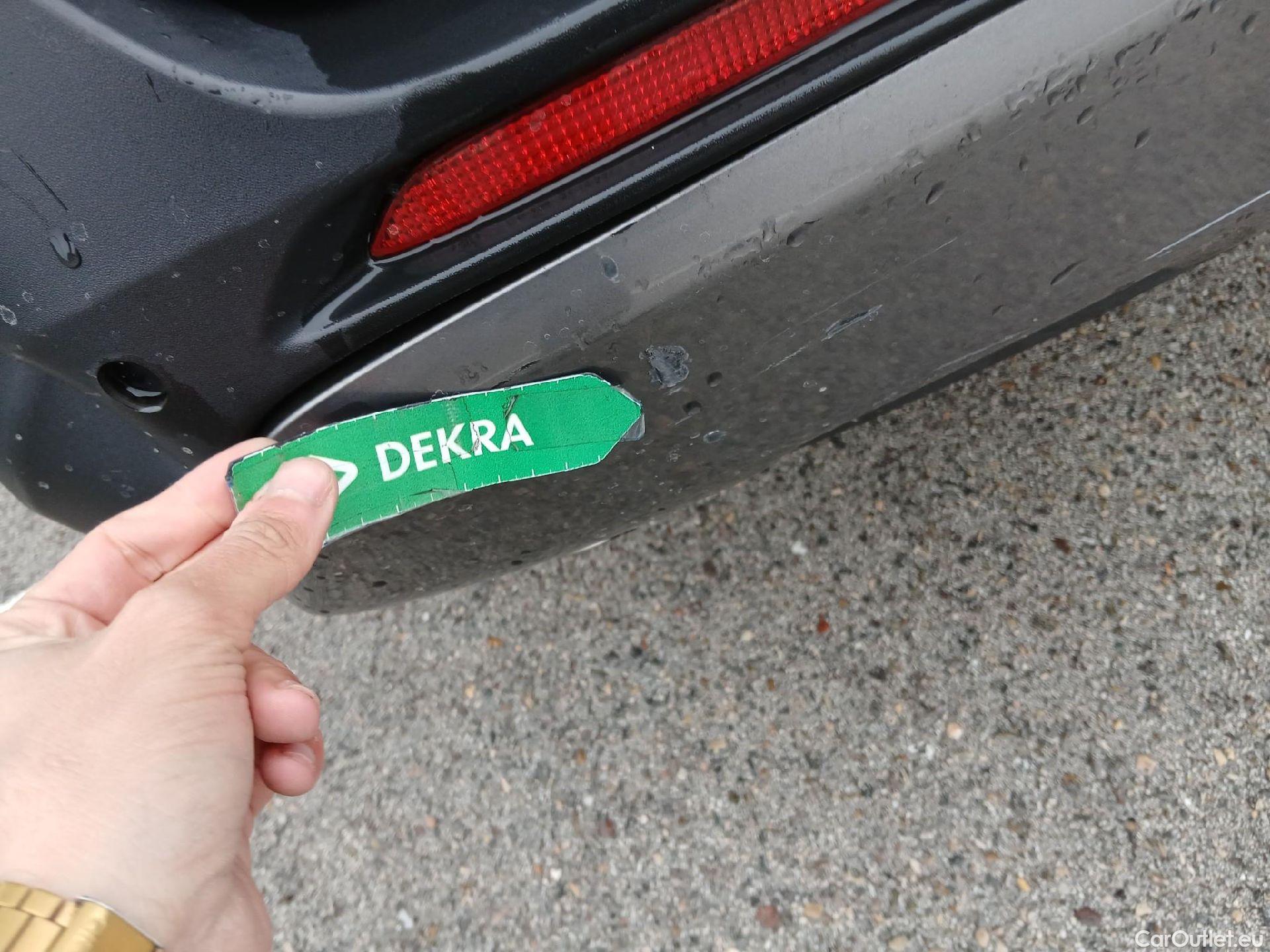  Toyota  RAV4 TOYOTA  / 2018 / 5P / todoterreno 2.5l 220H Advance #30