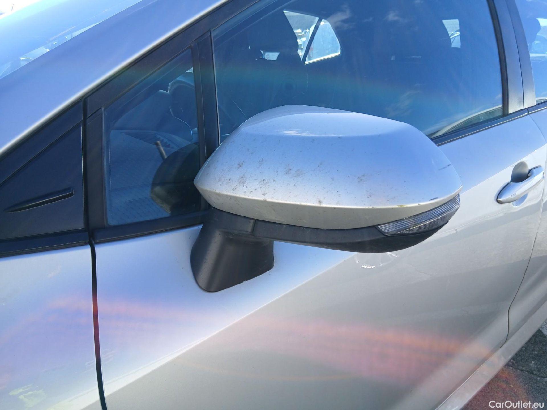  Toyota  Corolla TOYOTA  1.8 125H ACTIVE TECH E-CVT #19