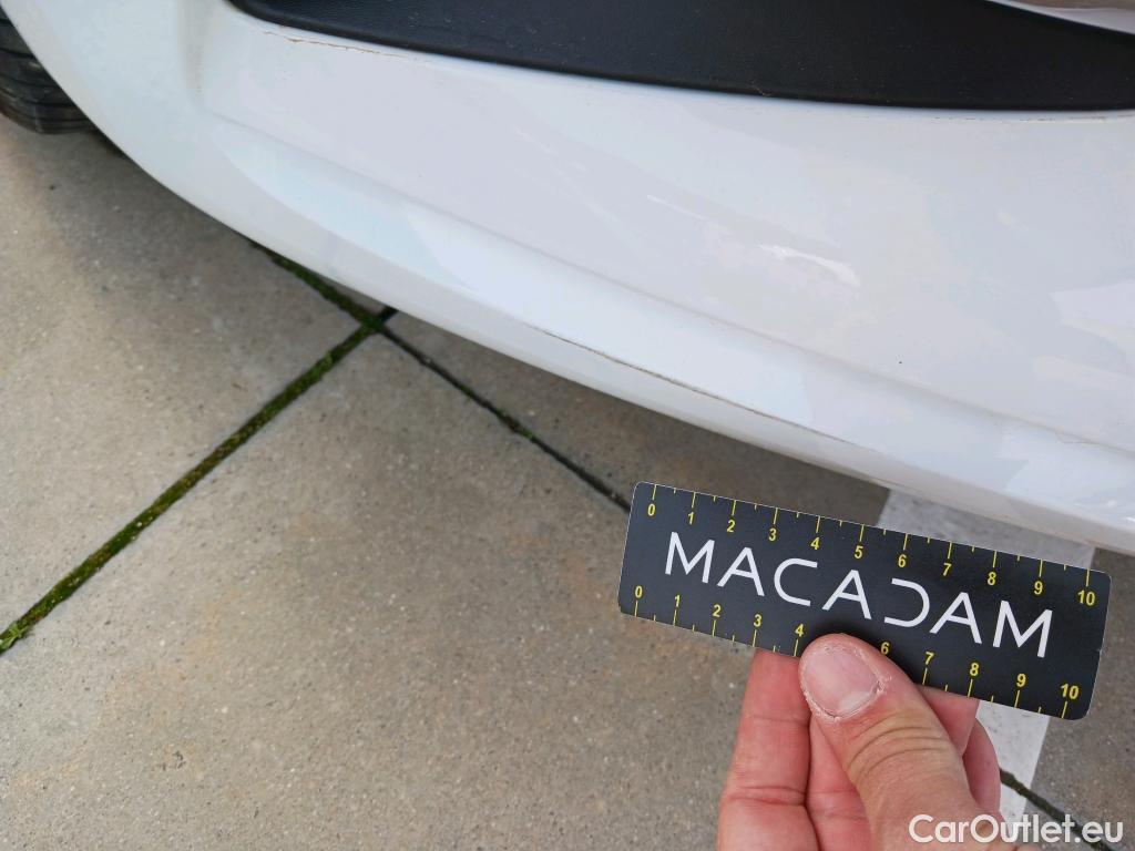  Renault  Clio RENAULT  / 2019 / 5P / berlina con portón Business TCe 74 kW (100CV) GLP #26