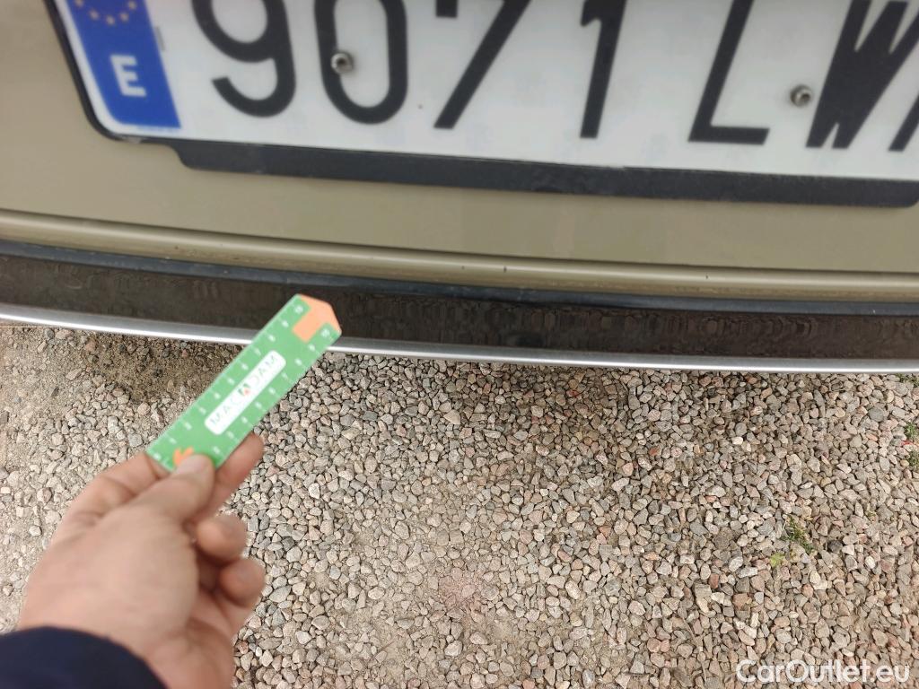  Honda  HR-V HONDA  / 2021 / 5P / todoterreno 1.5 i-MMD Advance 4x2 #32