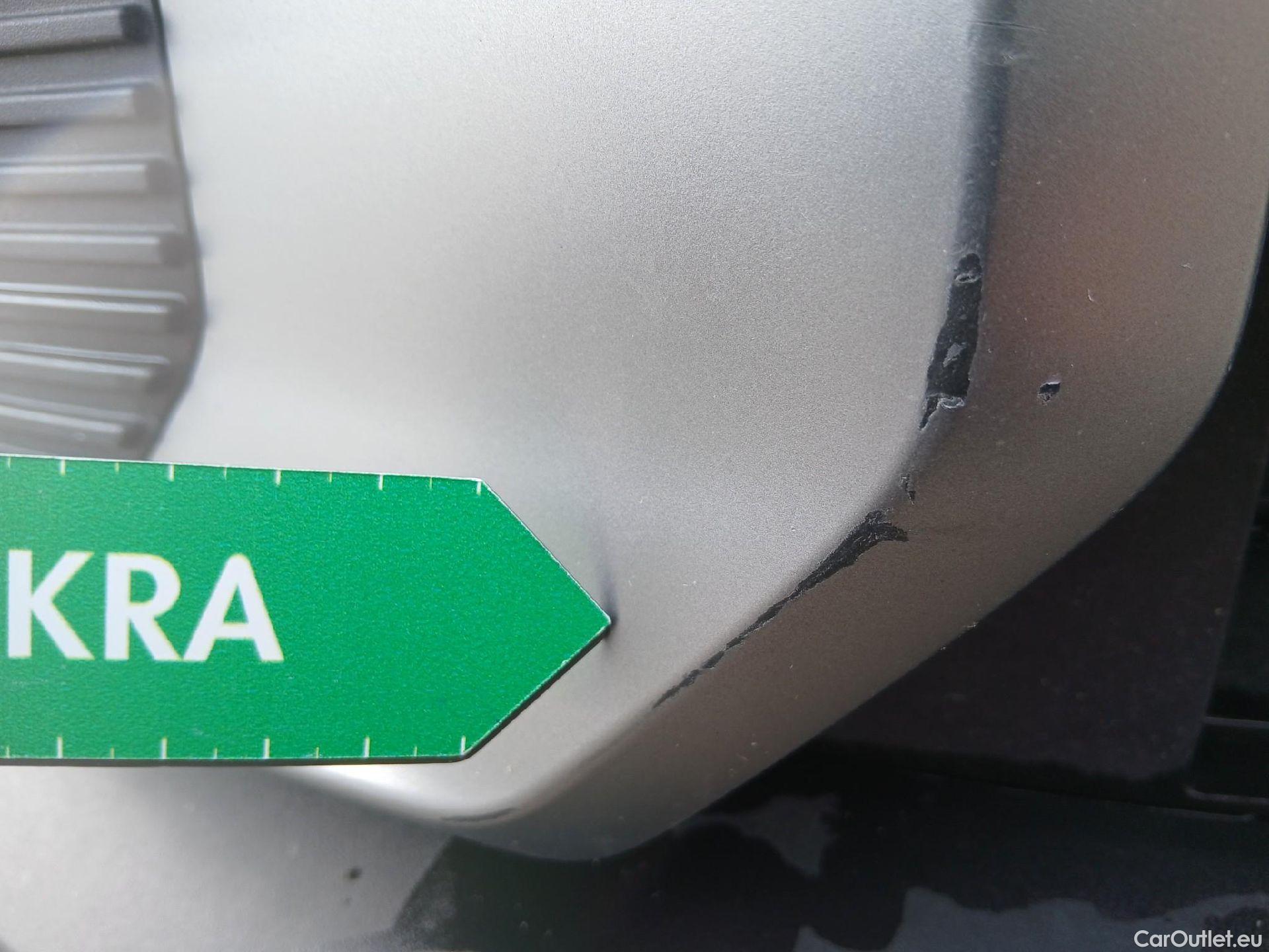  Hyundai  Konna HYUNDAI Kona / 2023 / 5P / todoterreno HEV 1.6GDI 129CV DT Maxx #5