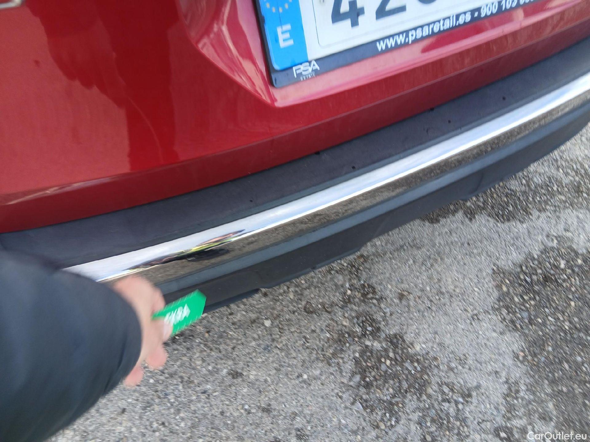  Peugeot  3008 PEUGEOT  / 2020 / 5P / todoterreno 1.5 BlueHDi 96kW S&S Allure Pack EAT8 #11