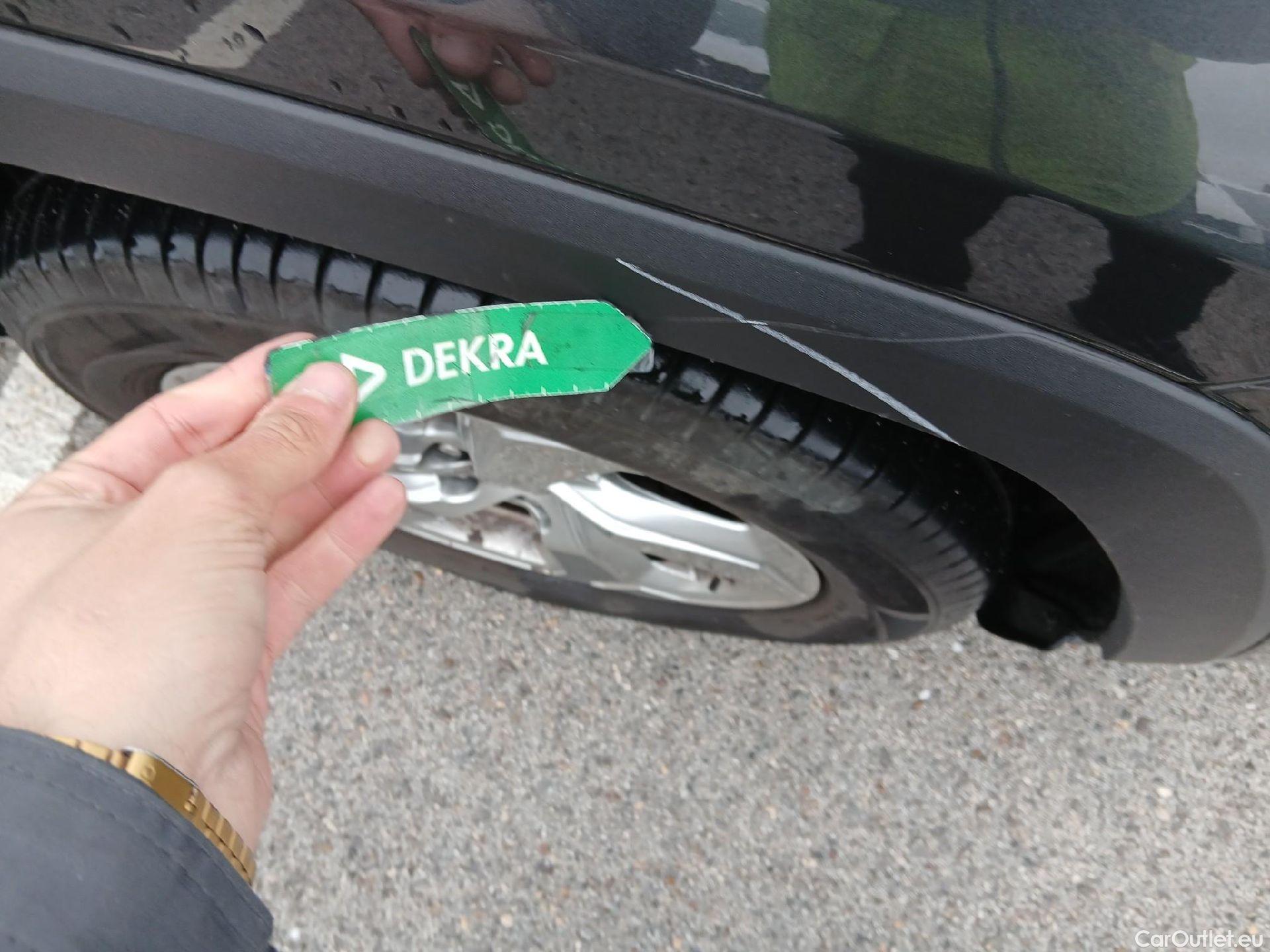  Toyota  RAV4 TOYOTA  / 2018 / 5P / todoterreno 2.5l 220H Advance #42