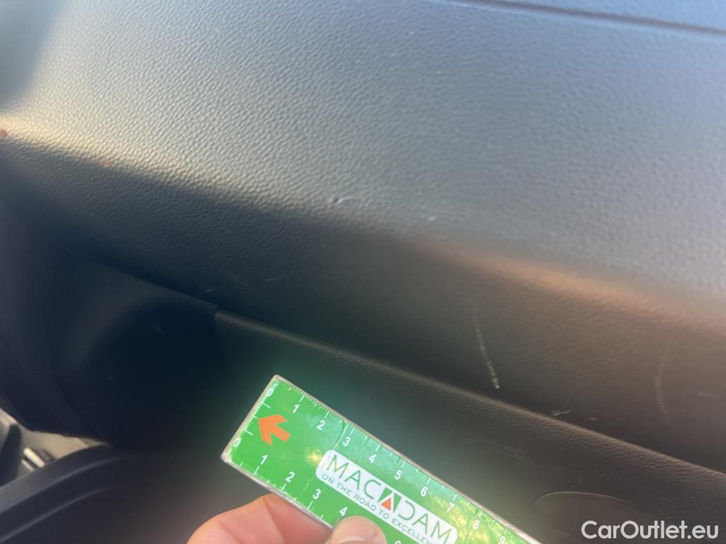  Dacia  Duster DACIA  / 2018 / 5P / todoterreno Comfort TCE 74kW(100CV) ECO-G 4X2 #12