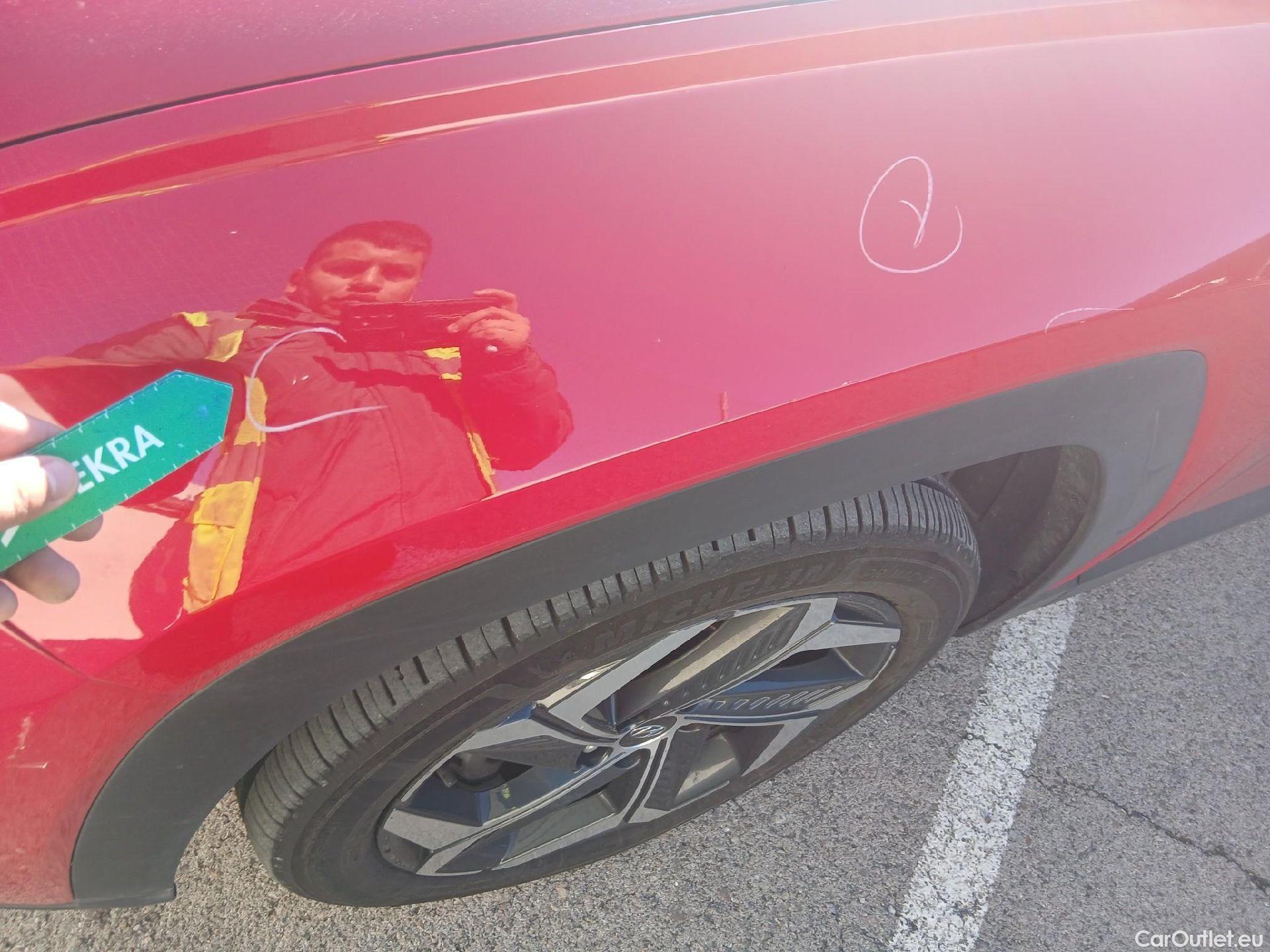  Hyundai  Tucson HYUNDAI  / 2020 / 5P / todoterreno 1.6 TGDI PHEV 195kW Tecno Sky Auto 4x4 #15