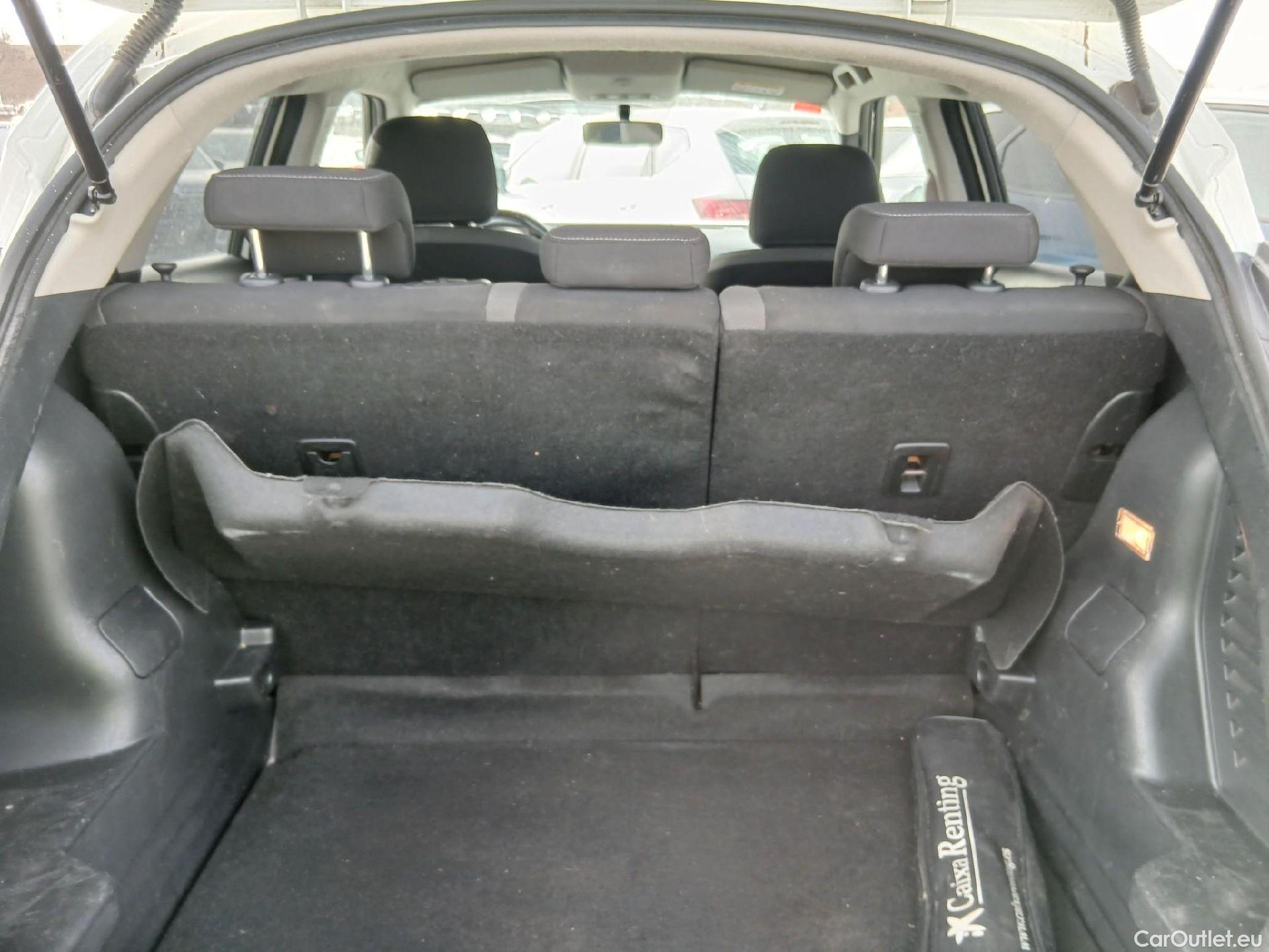  Nissan  Juke NISSAN  / 2014 / 5P / crossover G.E6D-Temp 83kW (112 CV) 5M/T ACENTA (CX) #27