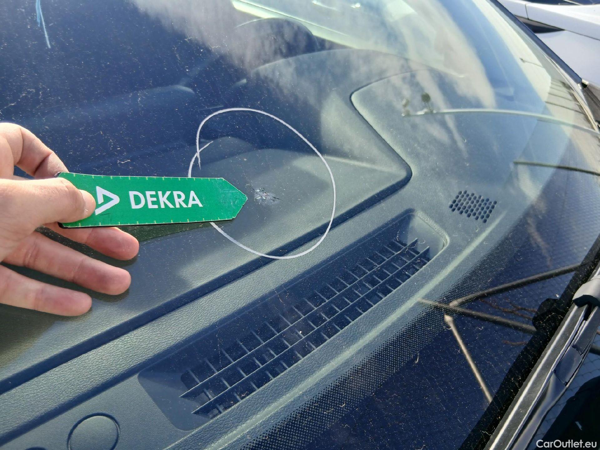  Nissan  Qashqai NISSAN  / 2021 / 5P / todoterreno DIG-T 116kW Xtronic N-Connecta (Skyline) #7