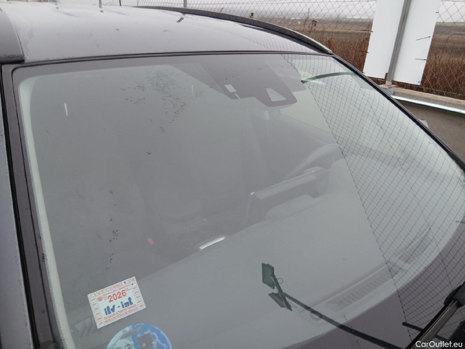  Toyota  RAV4 TOYOTA  / 2018 / 5P / todoterreno 2.5l 220H Advance #1