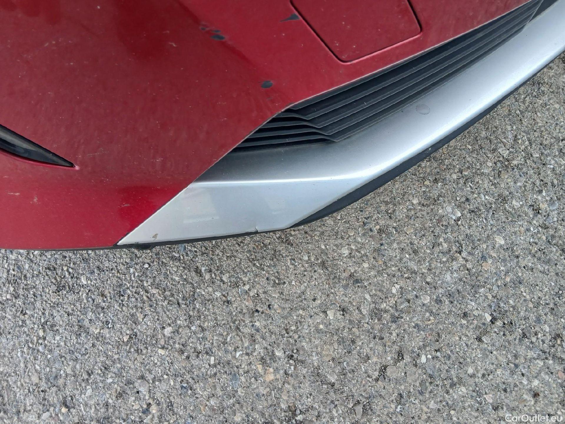  Peugeot  3008 PEUGEOT  / 2020 / 5P / todoterreno 1.5 BlueHDi 96kW S&S Allure Pack EAT8 #4