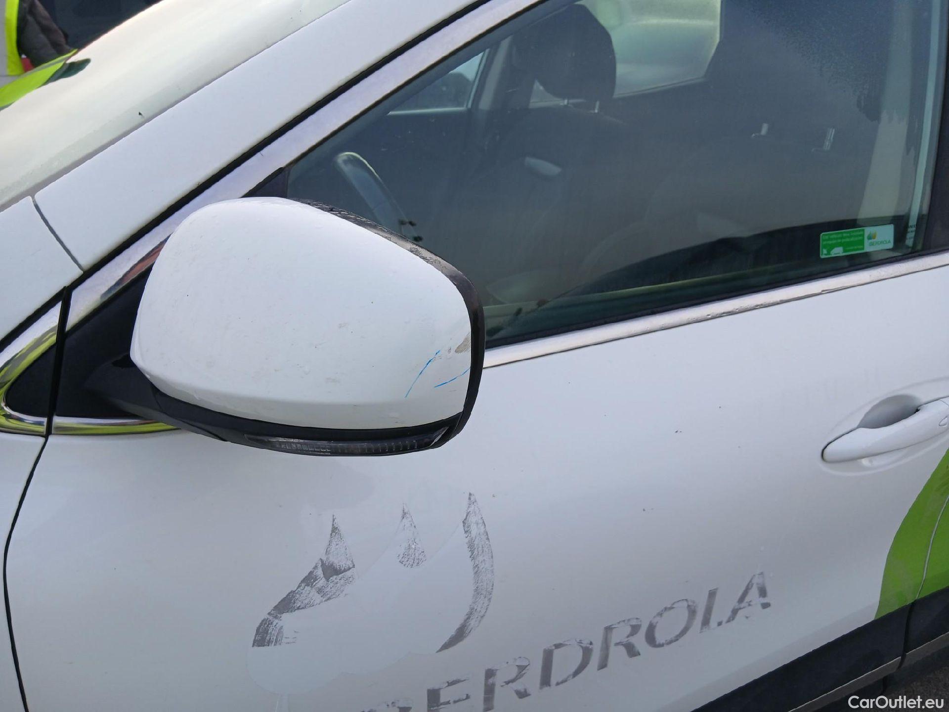  Renault  Kadjar RENAULT  5p 1G berlina con portón Tech Road Energy dCi 96kW (130CV) 4x4 #16