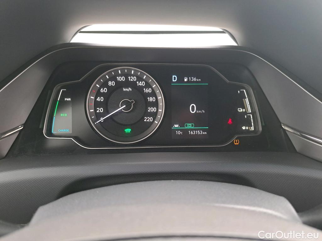  Hyundai   Ioniq HYUNDAI / 2019 / 5P / berlina con portón 1.6 GDI HEV Klass DT #26