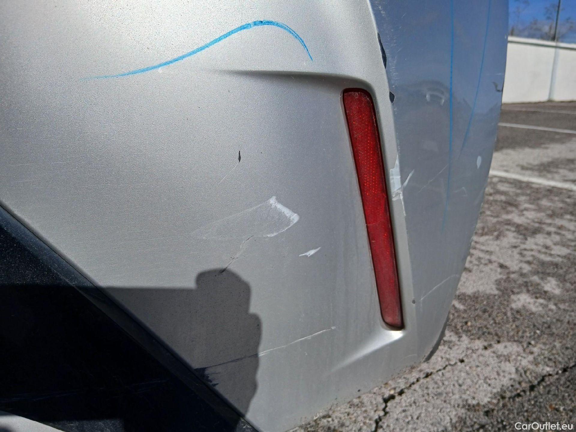  Toyota  Corolla TOYOTA  1.8 125H ACTIVE TECH E-CVT #31