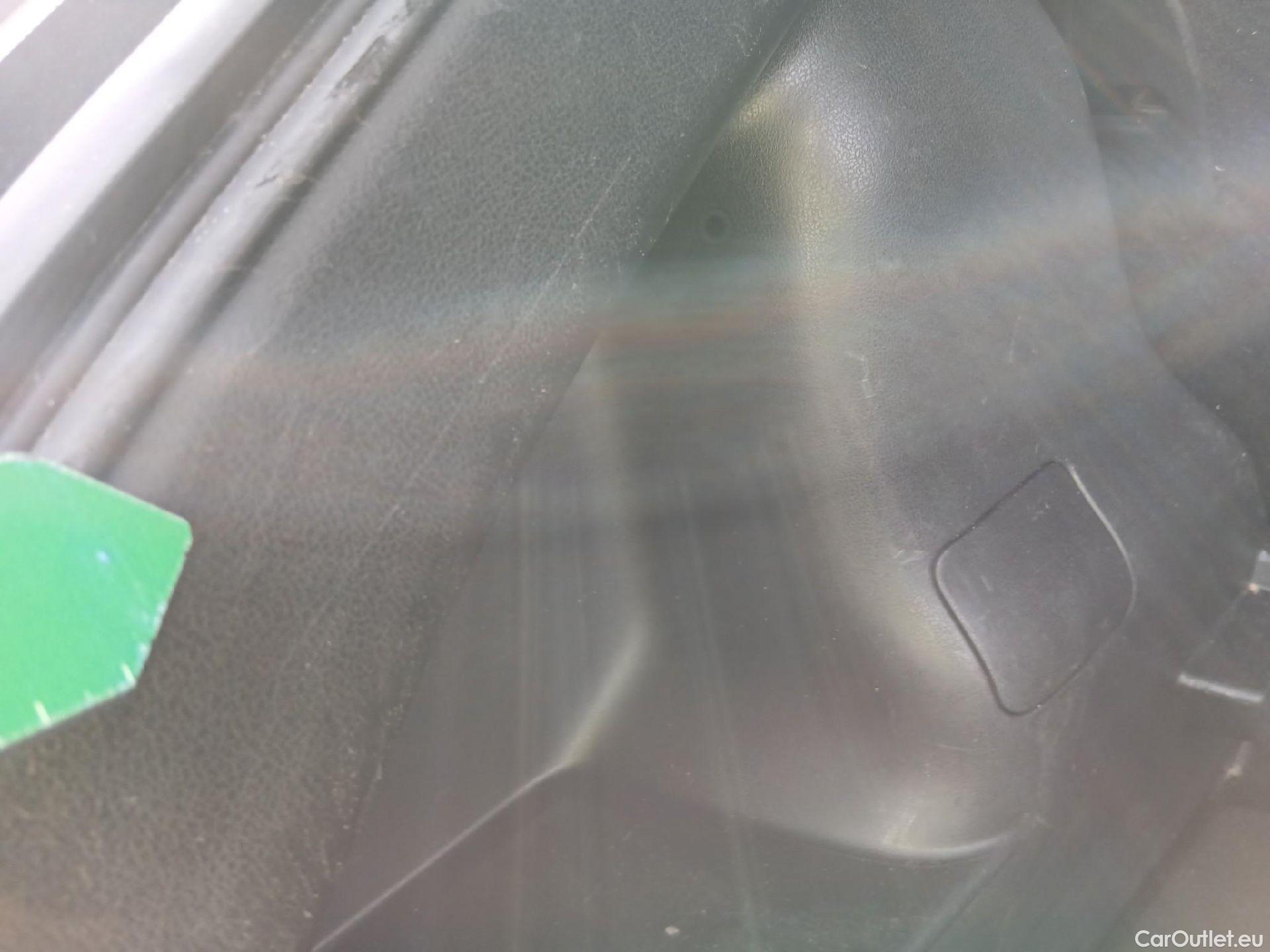  Nissan  Juke NISSAN  / 2014 / 5P / crossover G.E6D-Temp 83kW (112 CV) 5M/T ACENTA (CX) #33