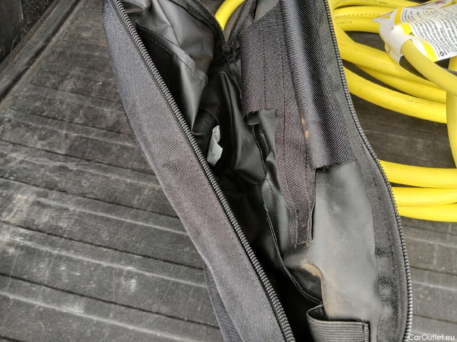  Land Rover  Discovery SKODA Enyaq / 2020 / 5P / todoterreno BEV IV 80 150 kW (204CV) 82 kW Sportline #8