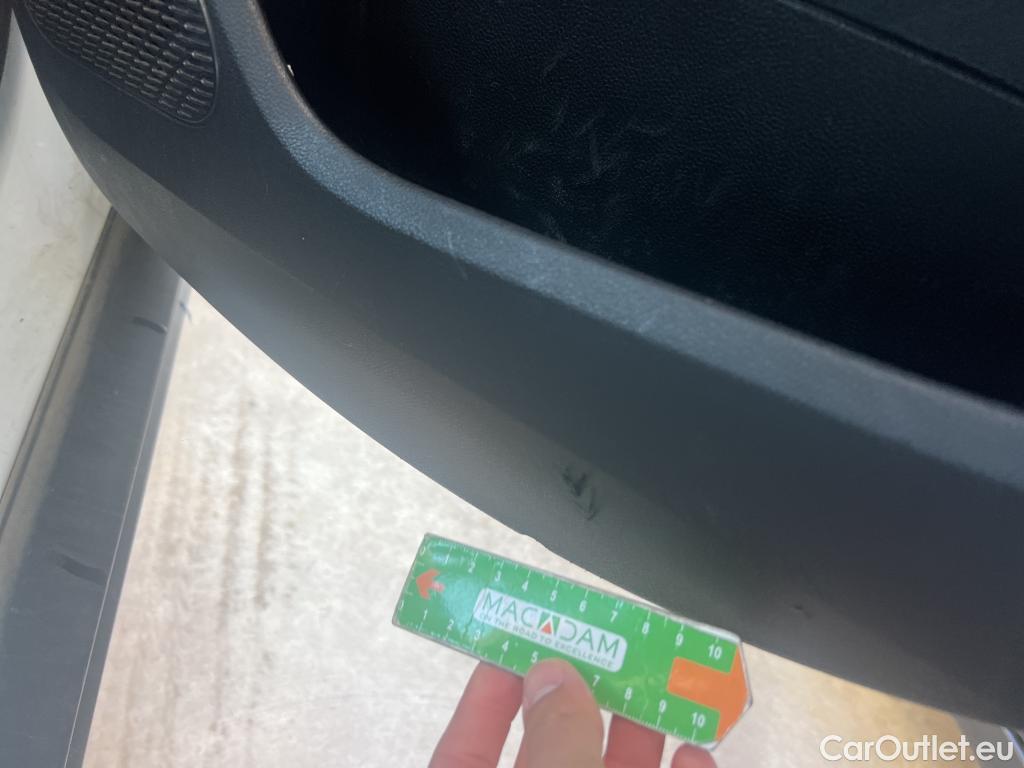  Dacia  Duster DACIA  / 2018 / 5P / todoterreno Comfort TCE 74kW(100CV) ECO-G 4X2 #10