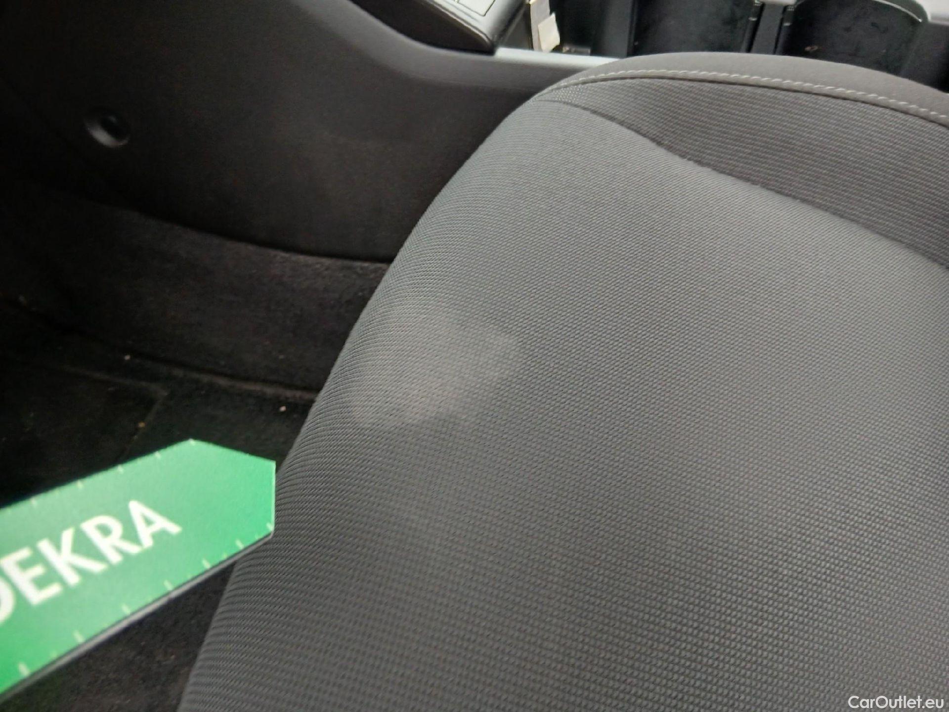  Hyundai  Konna HYUNDAI Kona / 2023 / 5P / todoterreno HEV 1.6GDI 129CV DT Maxx #21