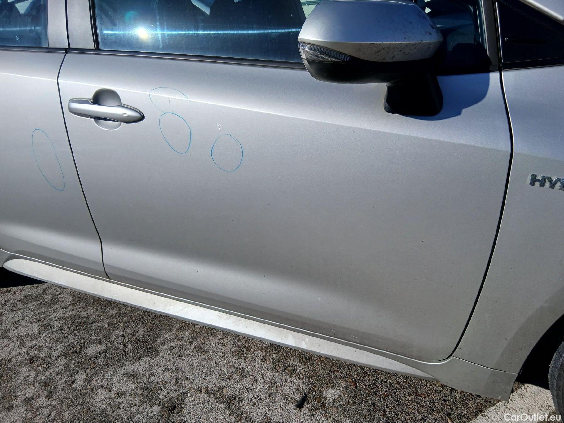  Toyota  Corolla TOYOTA  1.8 125H ACTIVE TECH E-CVT #47