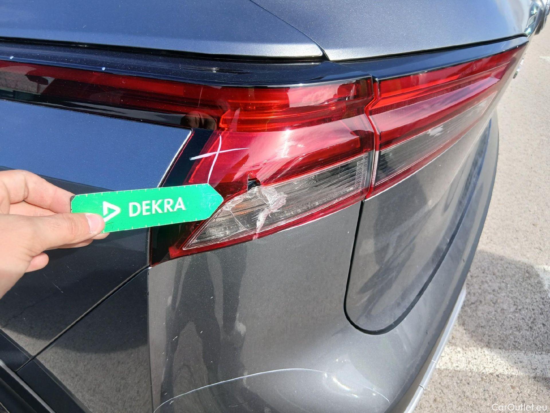  Nissan  Qashqai NISSAN  / 2021 / 5P / todoterreno DIG-T 116kW Xtronic N-Connecta (Skyline) #17