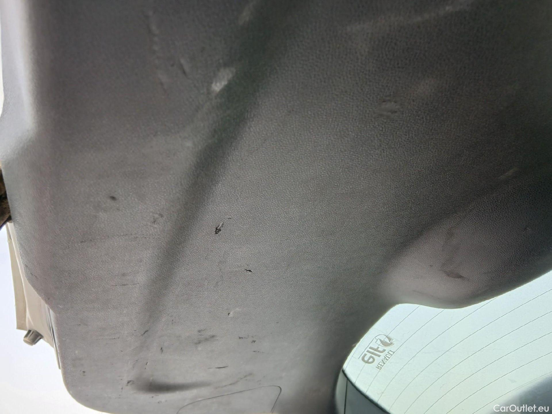  Renault  Kadjar RENAULT  5p 1G berlina con portón Tech Road Energy dCi 96kW (130CV) 4x4 #5