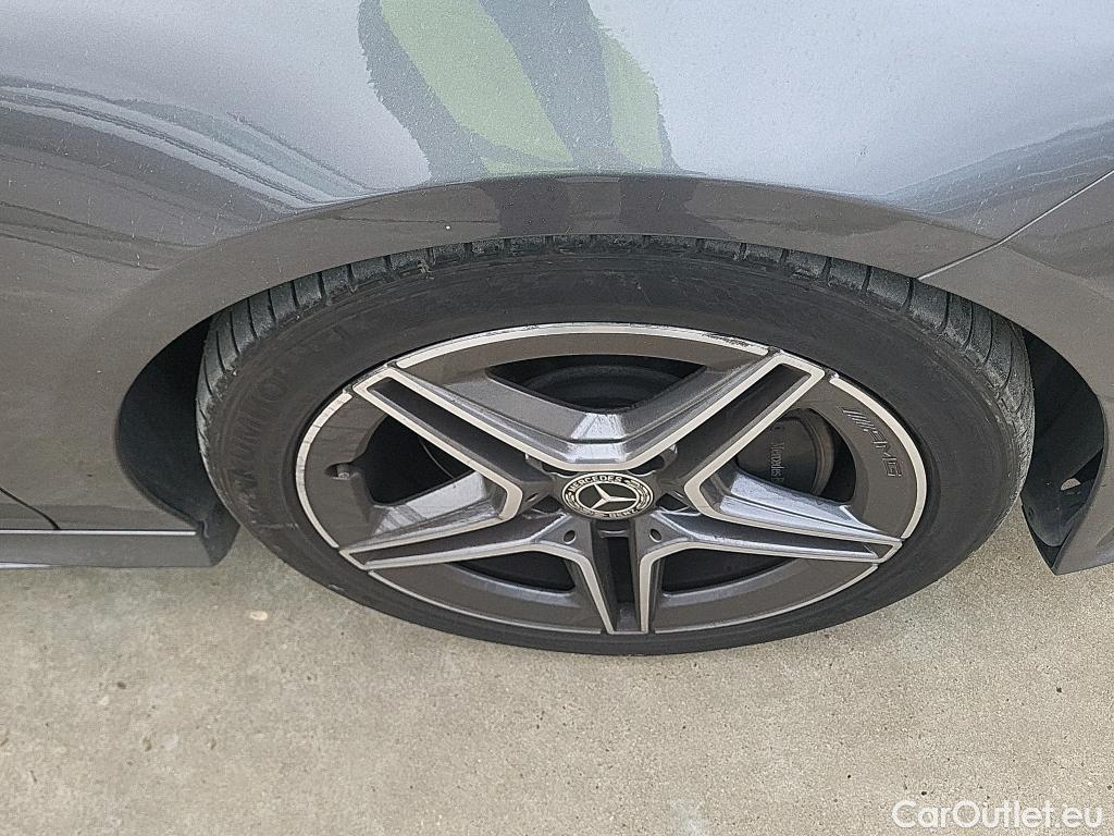  Mercedes  CLA-Klasse MERCEDES-BENZ CLA / 2019 / 4P / coupé CLA 200 D DCT #21