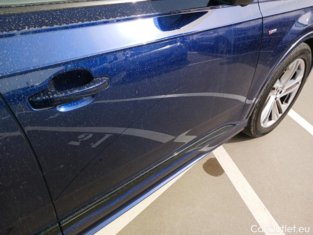  Audi  Q7 AUDI  / 2019 / 5P / todoterreno Competition 60 TFSIe 335kW(456CV) quattro tip #5