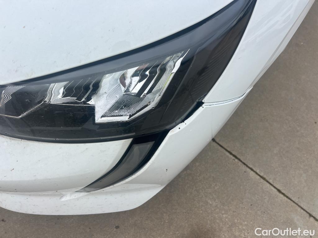  Peugeot  208 PEUGEOT  / 2019 / 5P / berlina con portón BlueHDi 73kW (100CV) Active Pack (AC) #7