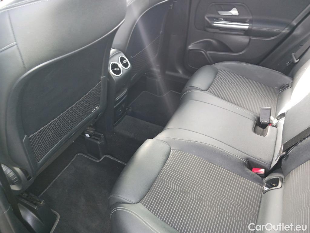  Mercedes  GLA MERCEDES-BENZ  / 2020 / 5P / todoterreno  250 e #33