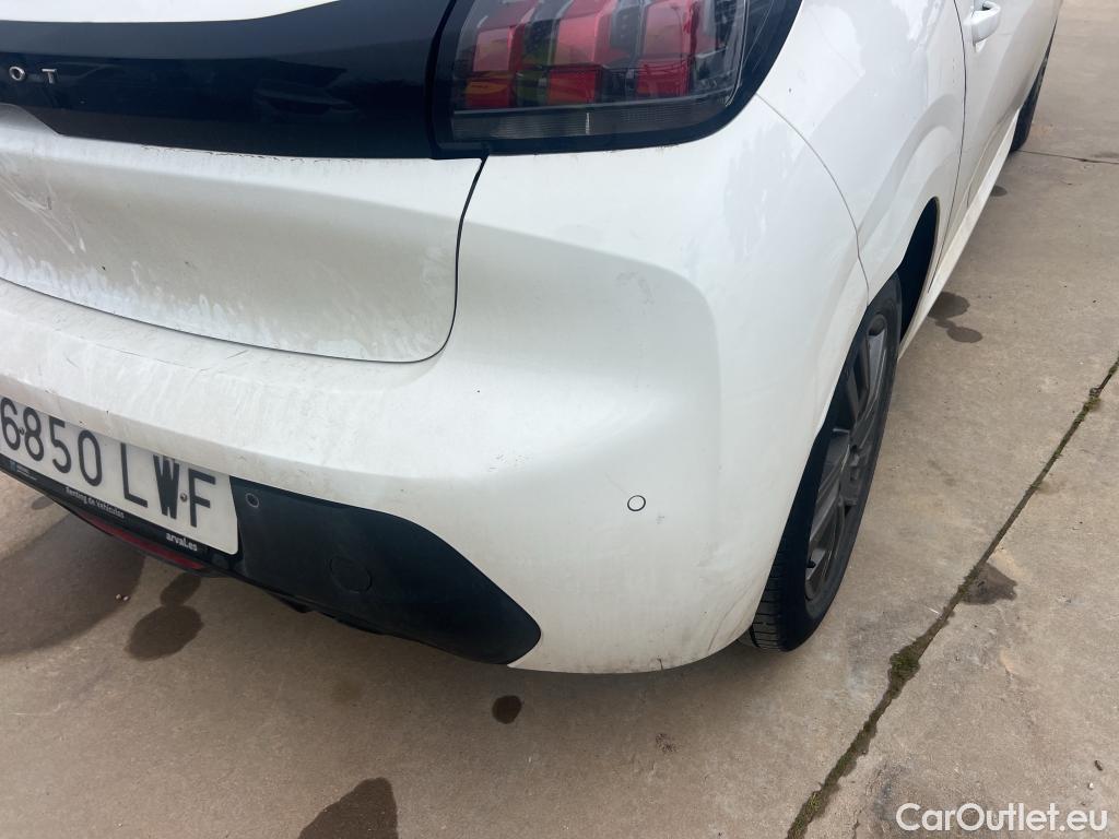  Peugeot  208 PEUGEOT  / 2019 / 5P / berlina con portón BlueHDi 73kW (100CV) Active Pack (AC) #23