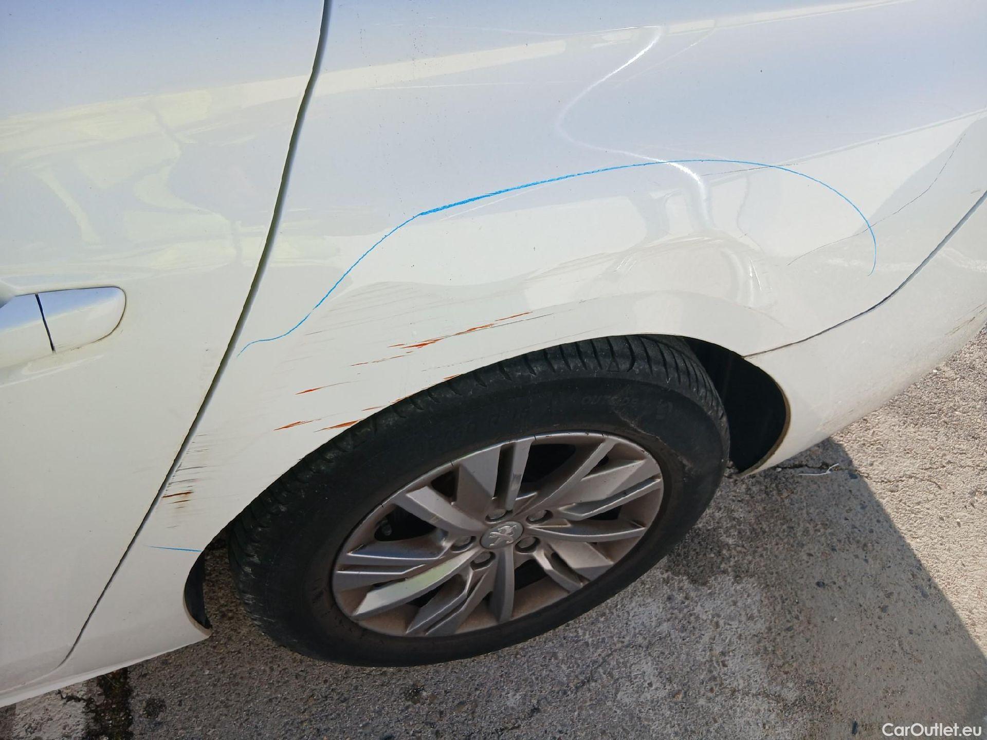  Peugeot  508 PEUGEOT  / 2018 / 5P / berlina con portón 5P Business Line BlueHDi 96kW S&S 6vel #22