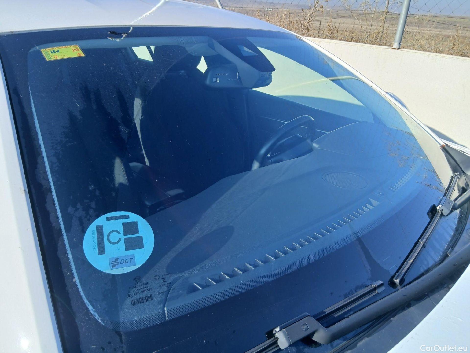  Peugeot  508 PEUGEOT  / 2018 / 5P / berlina con portón 5P Business Line BlueHDi 96kW S&S 6vel #13