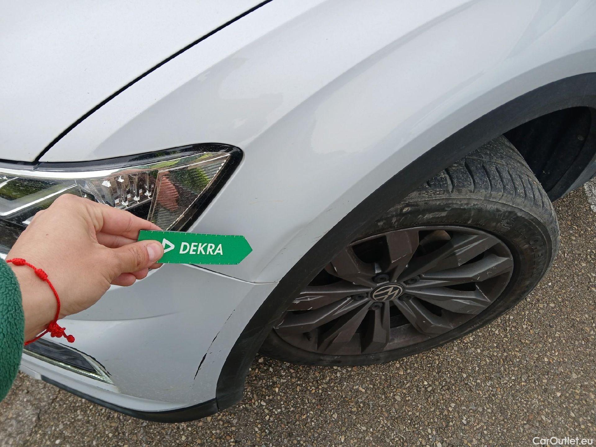  Volkswagen  T-ROC VOLKSWAGEN  / 2017 / 5P / todoterreno Sport 2.0 TDI 110kW (150CV) DSG #12