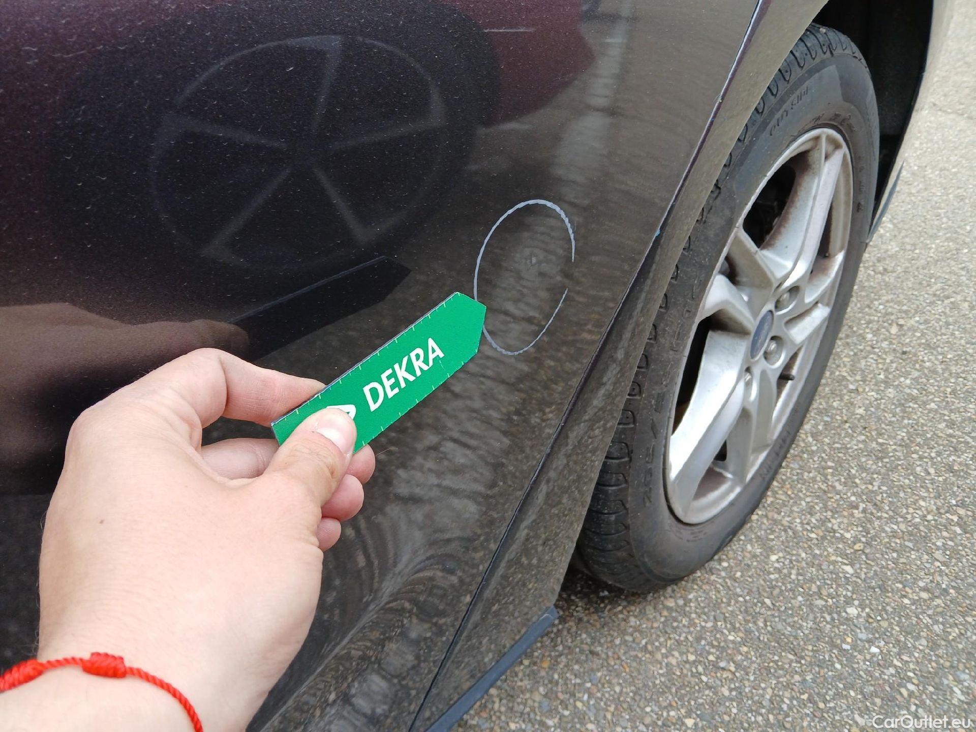  Ford  Focus FORD  / 2018 / 5P / familiar 1.0 Ecoboost 92kW Trend+ SB #18