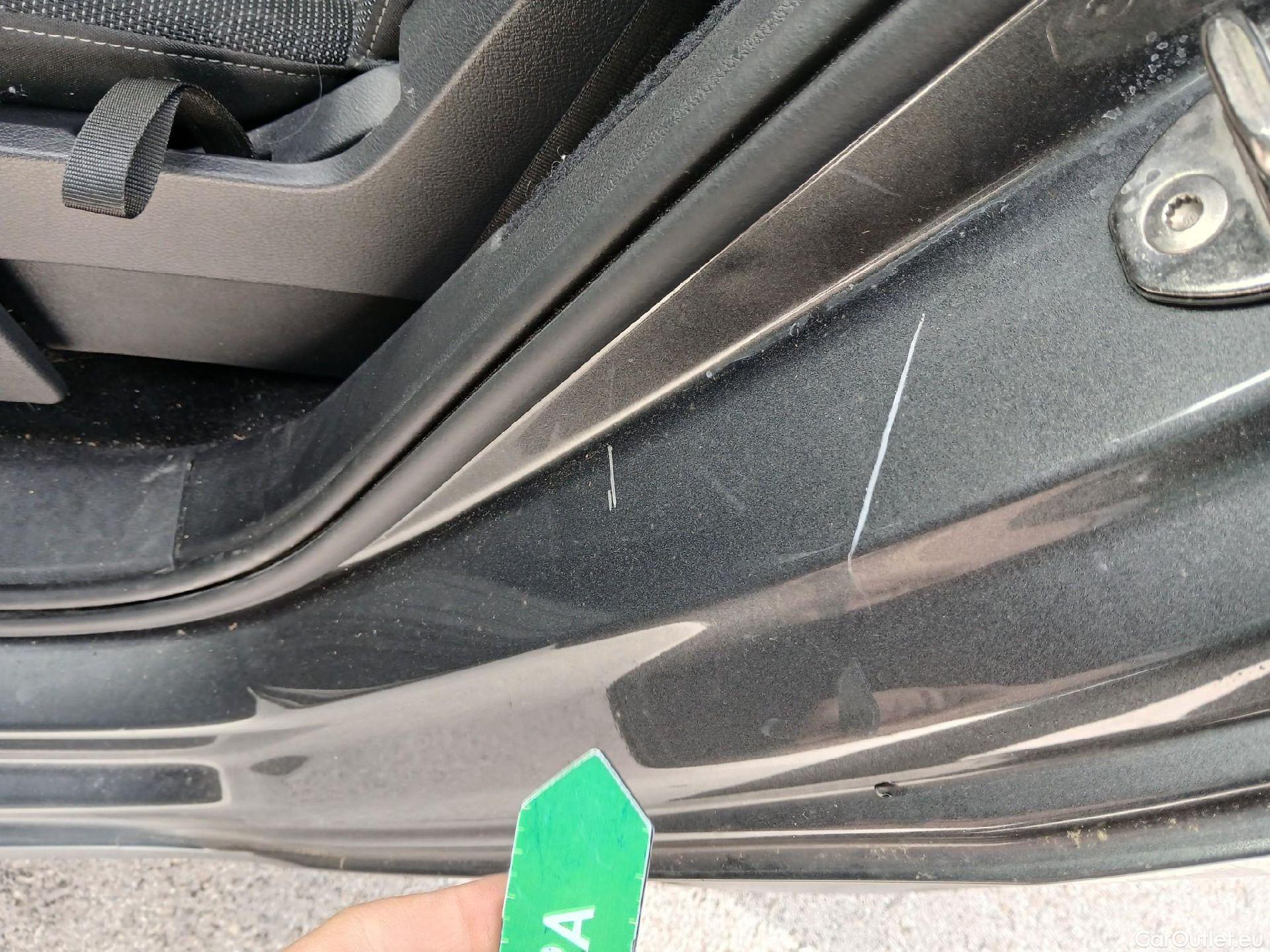  Volkswagen  Touran  Business BMT 2.0 TDI 115CV AT7 E6dT #23