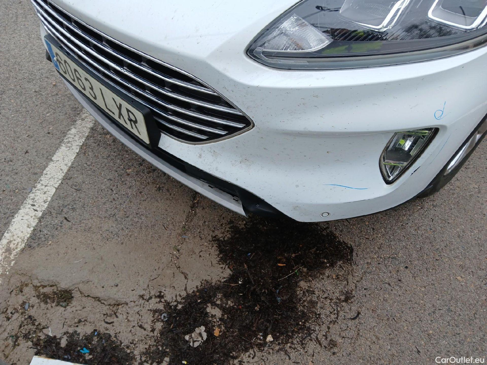  Ford  Kuga FORD  / 2019 / 5P / todoterreno Titanium 1.5T EcoBoost 88kW (120CV) #10