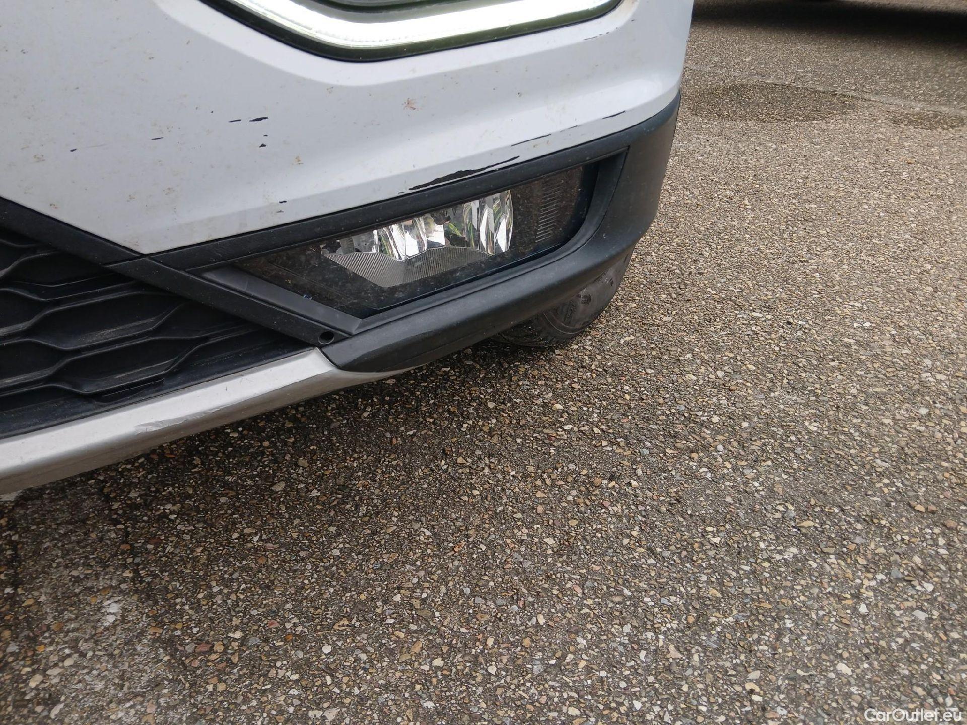  Volkswagen  T-ROC VOLKSWAGEN  / 2017 / 5P / todoterreno Sport 2.0 TDI 110kW (150CV) DSG #7