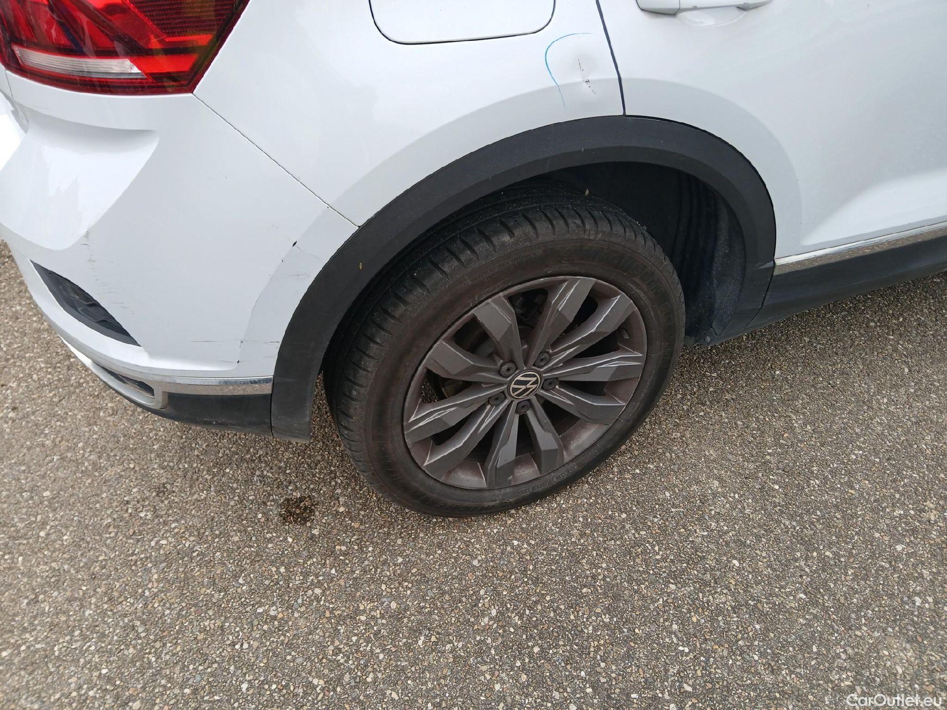  Volkswagen  T-ROC VOLKSWAGEN  / 2017 / 5P / todoterreno Sport 2.0 TDI 110kW (150CV) DSG #32