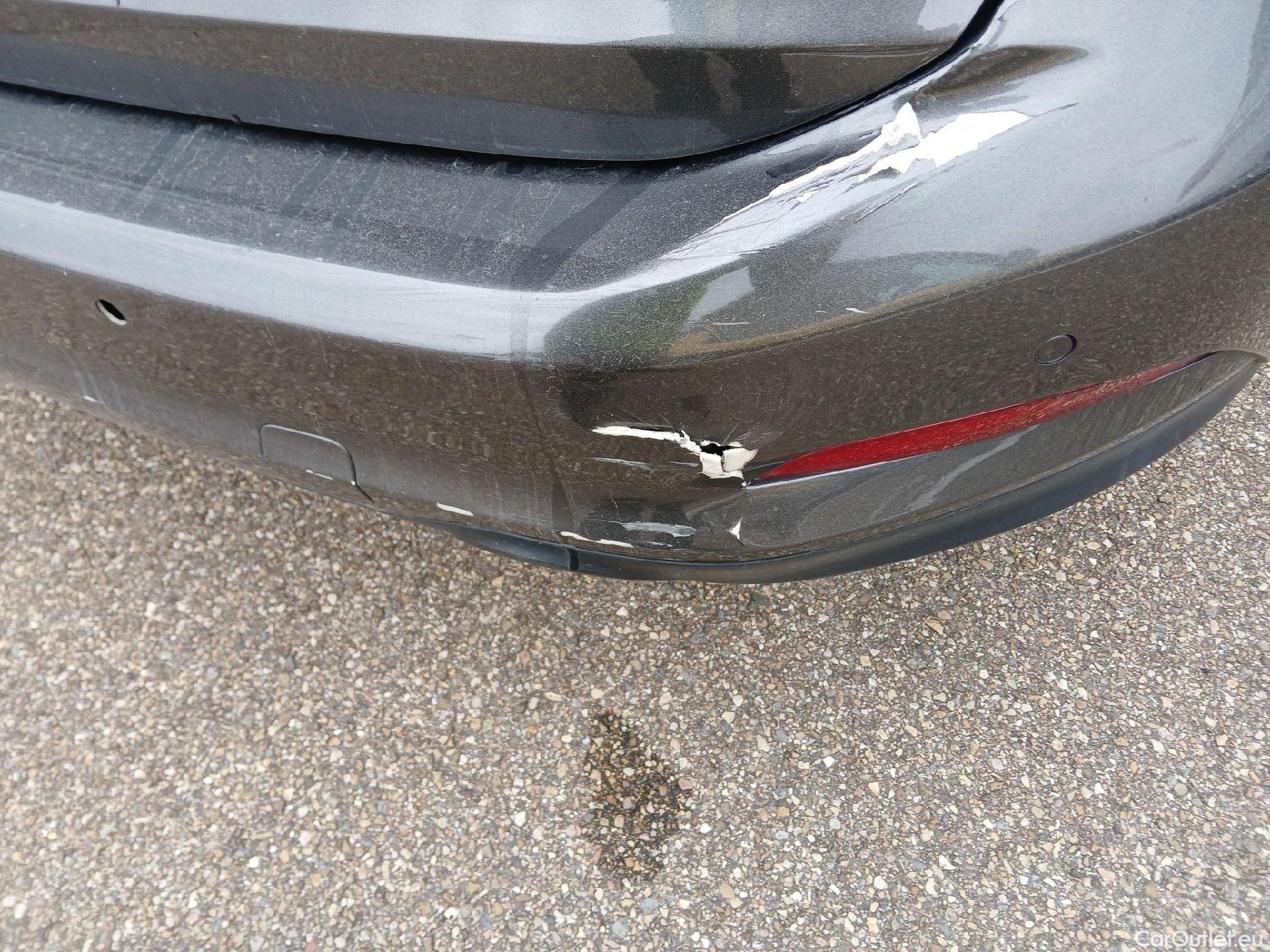  Ford  Focus FORD  / 2018 / 5P / familiar 1.0 Ecoboost 92kW Trend+ SB #24