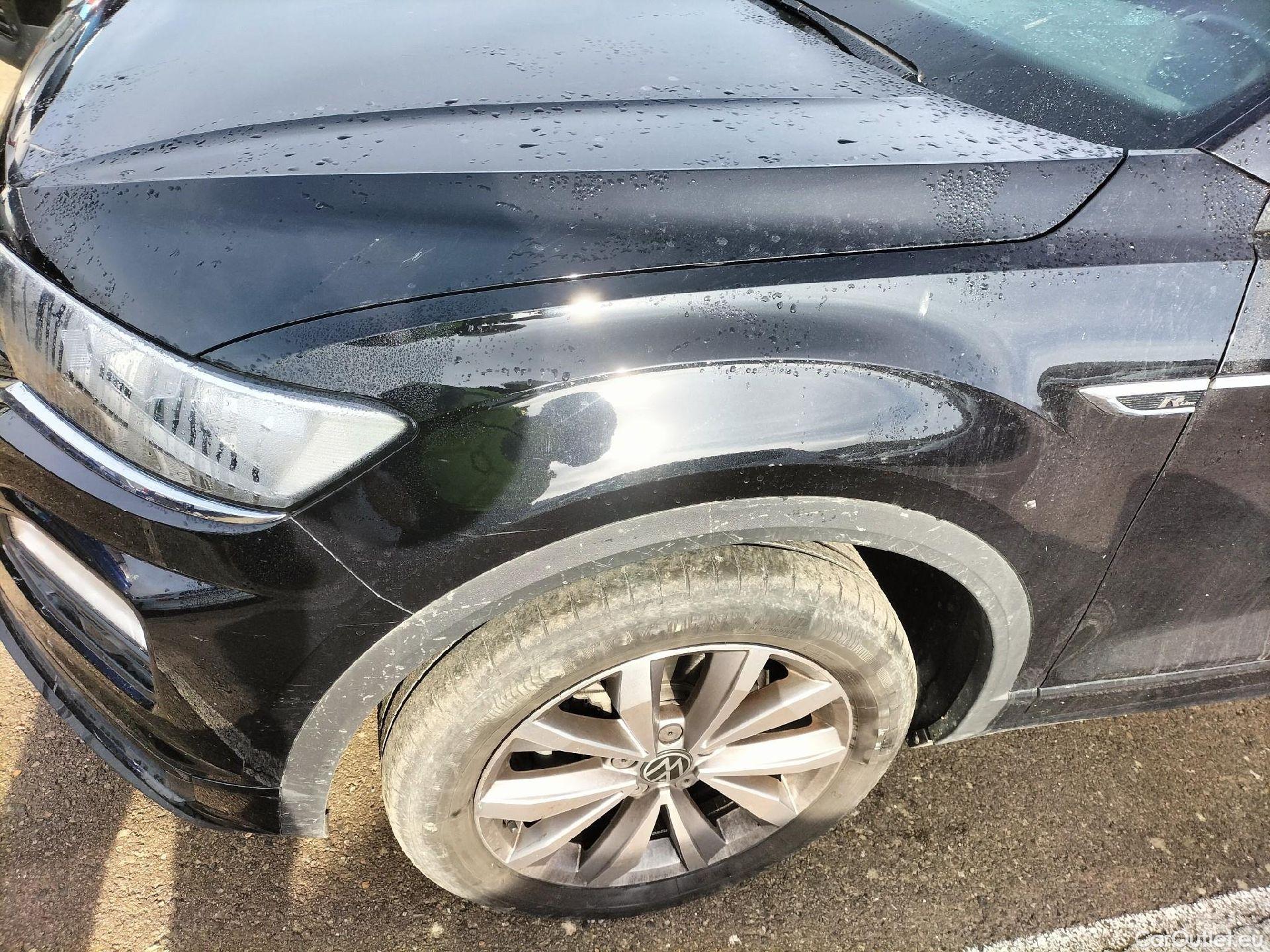  Volkswagen  T-ROC VOLKSWAGEN  / 2017 / 5P / todoterreno Advance R-Line 1.0 TSI 81kW (110CV) #8